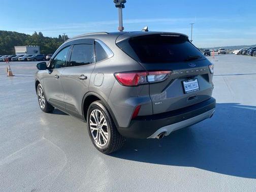 Carbonized Gray Metallic 2021 Ford Escape SEL