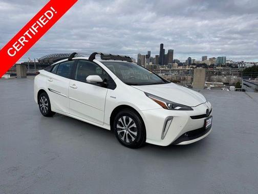 2019 Toyota Prius LE