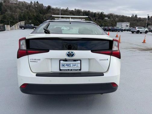 2019 Toyota Prius LE