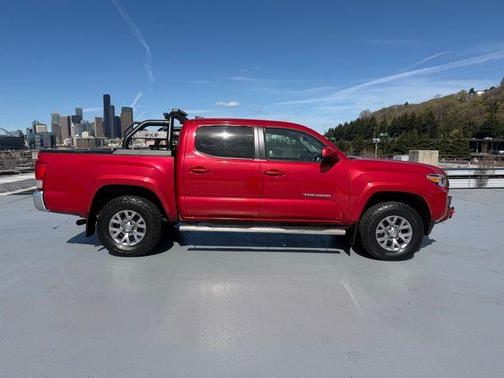 2017 Toyota Tacoma SR5