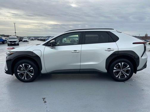 2024 Toyota bZ4X XLE