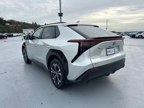 2024 Toyota bZ4X XLE