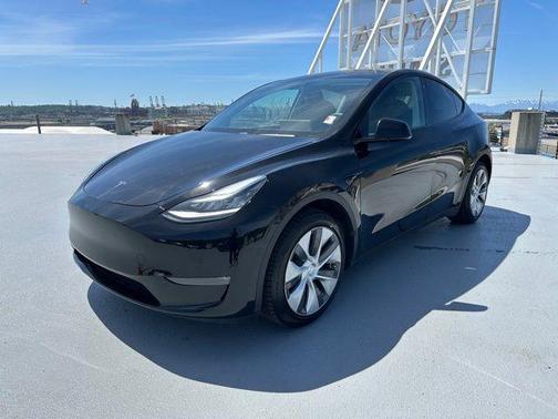 2020 Tesla Model Y Long Range