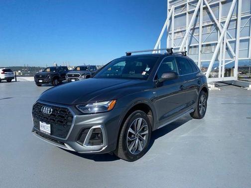 2022 Audi Q5 45 S line quattro Premium