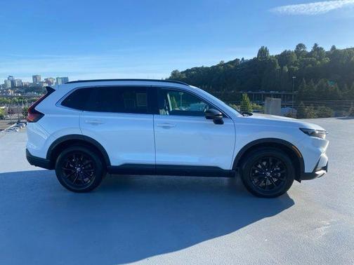 Platinum White Pearl 2023 Honda CR-V Hybrid Sport