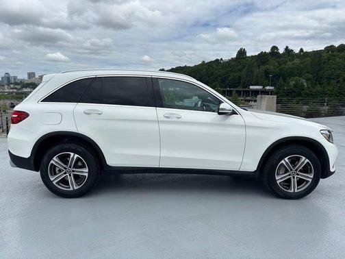 2019 Mercedes-Benz GLC 300 Base