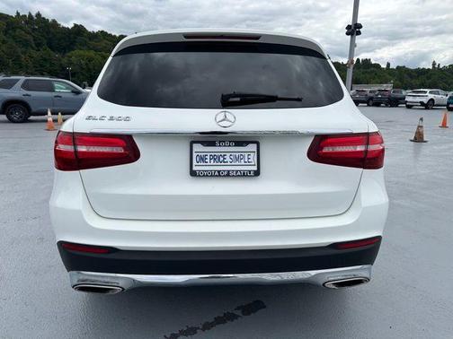 2019 Mercedes-Benz GLC 300 Base
