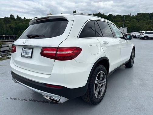 2019 Mercedes-Benz GLC 300 Base