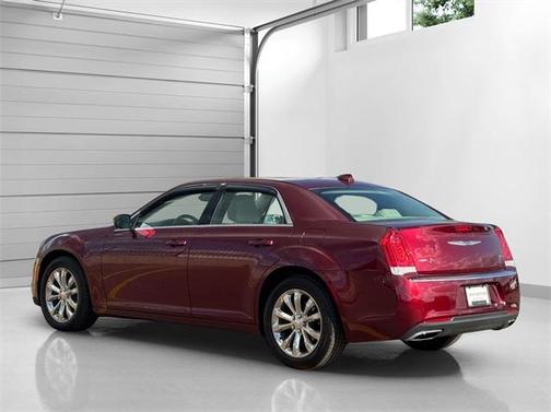 2016 Chrysler 300 Limited
