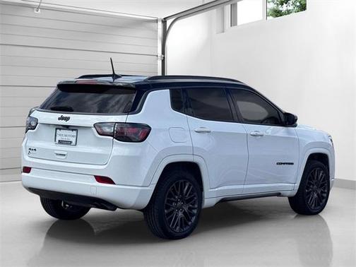 2022 Jeep Compass Altitude
