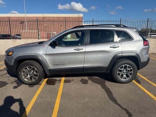 2022 Jeep Cherokee Trailhawk