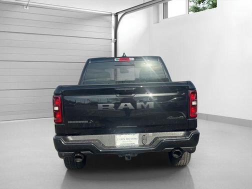 Diamond Black 2026 RAM 1500 Big Horn/Lone Star