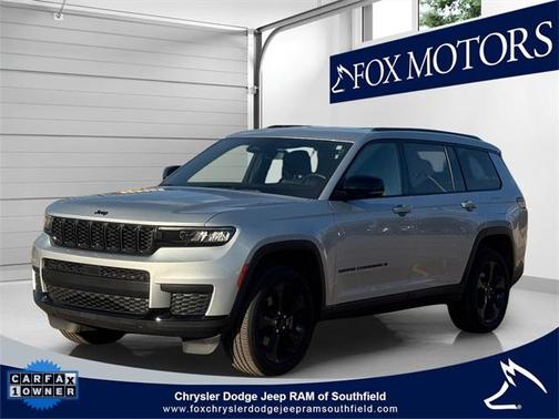 2023 Jeep Grand Cherokee L Laredo