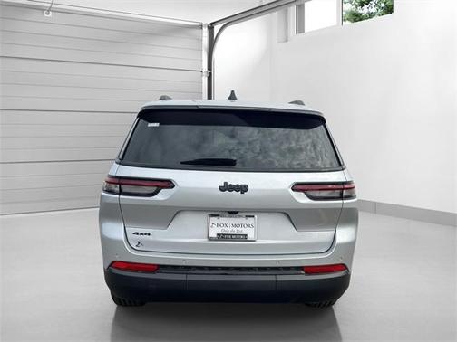 2025 Jeep Grand Cherokee L Laredo