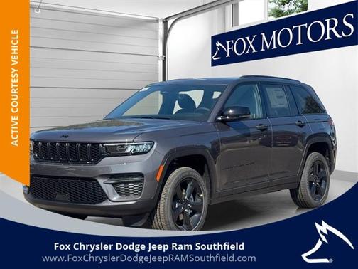 2025 Jeep Grand Cherokee Laredo