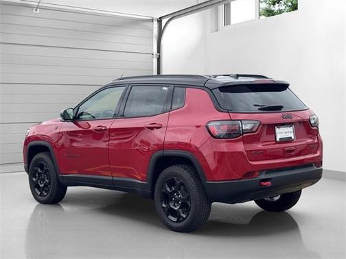 2023 Jeep Compass Trailhawk
