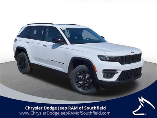 2025 Jeep Grand Cherokee Laredo