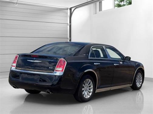 2013 Chrysler 300 Base