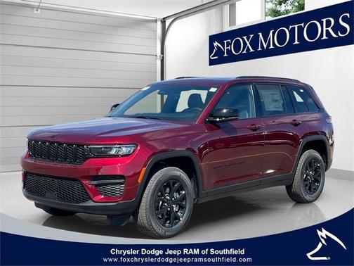 2025 Jeep Grand Cherokee Laredo