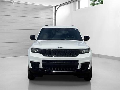 2022 Jeep Grand Cherokee L Laredo