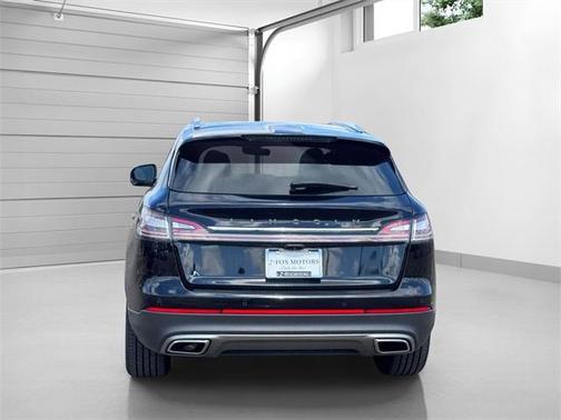 2022 Lincoln Nautilus Black Label