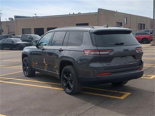 2023 Jeep Grand Cherokee L Laredo