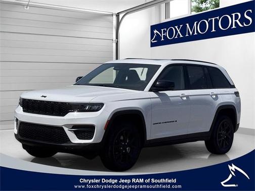 2025 Jeep Grand Cherokee Laredo