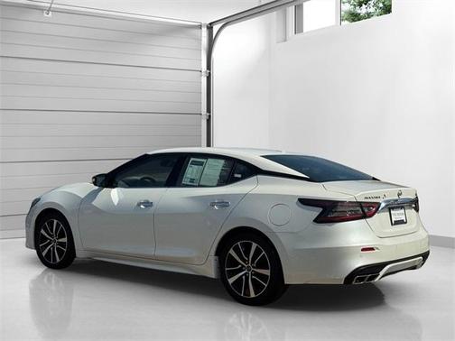 2023 Nissan Maxima SV