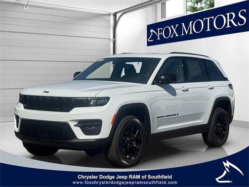 2025 Jeep Grand Cherokee Laredo