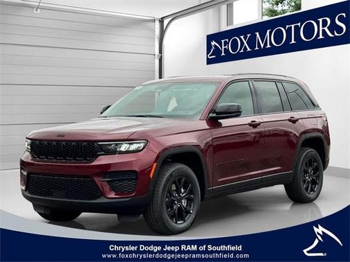 2025 Jeep Grand Cherokee Laredo