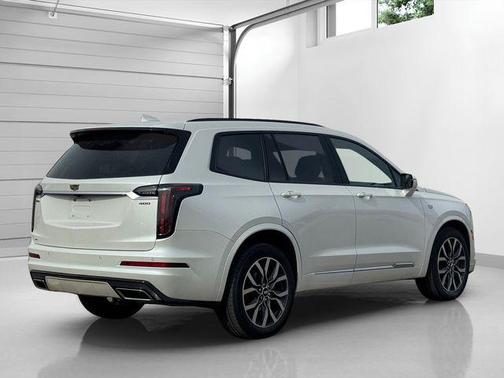 2023 Cadillac XT6 Sport AWD