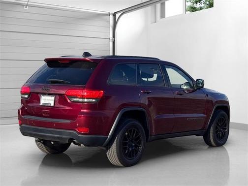 2018 Jeep Grand Cherokee Laredo