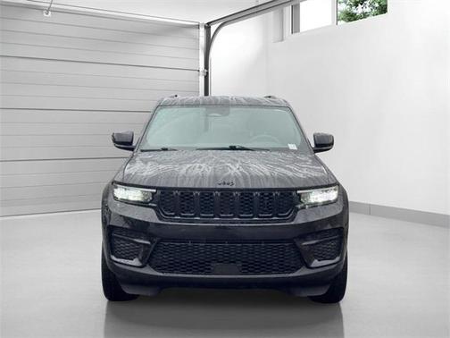 2022 Jeep Grand Cherokee Altitude