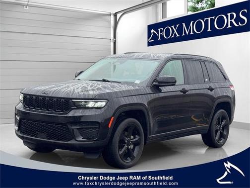 2022 Jeep Grand Cherokee Altitude