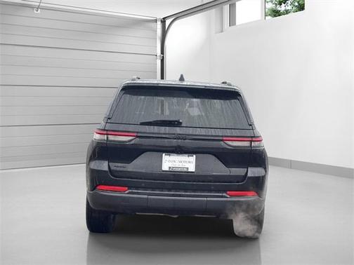2022 Jeep Grand Cherokee Altitude