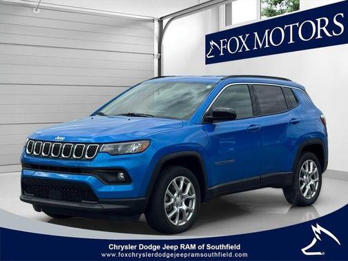 2024 Jeep Compass Latitude Lux