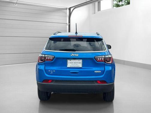 2024 Jeep Compass Latitude Lux