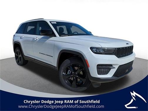 2025 Jeep Grand Cherokee Laredo