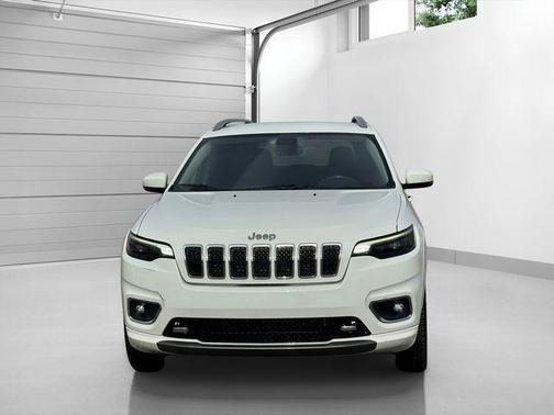 2019 Jeep Cherokee Overland