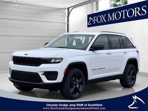 2025 Jeep Grand Cherokee Laredo