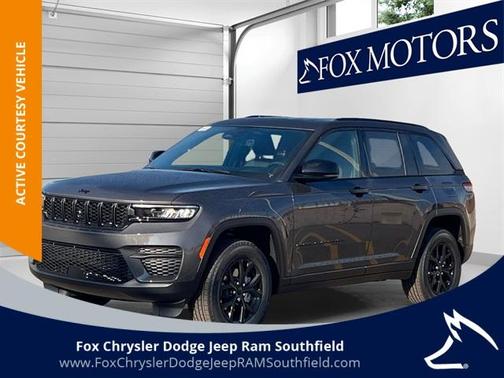 2025 Jeep Grand Cherokee Laredo