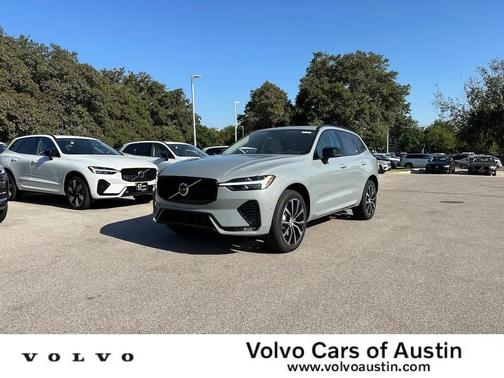 2025 Volvo XC60 B5 Plus