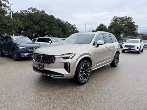 2026 Volvo XC90 B6 Plus 7-Seater