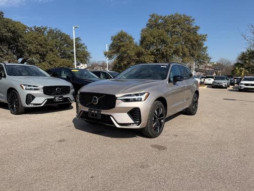 2026 Volvo XC60 B5 Core