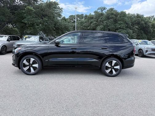 Onyx Black 2026 Volvo EX90 TWIN MOTOR PLUS 6-SEATER