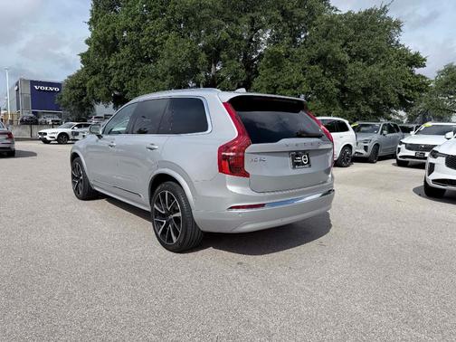 Silver 2024 Volvo XC90 B6 Plus Bright Theme 6-Seater
