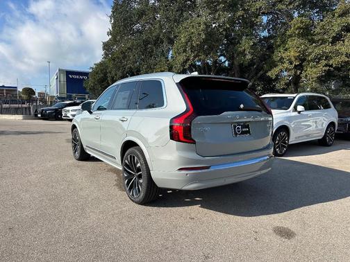 2026 Volvo XC90 B6 Ultra 7-Seater