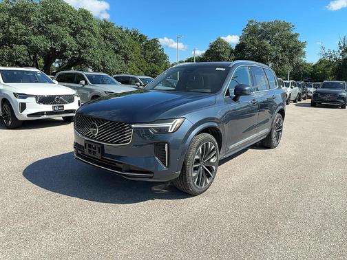 2025 Volvo XC90 B6 Plus 7-Seater