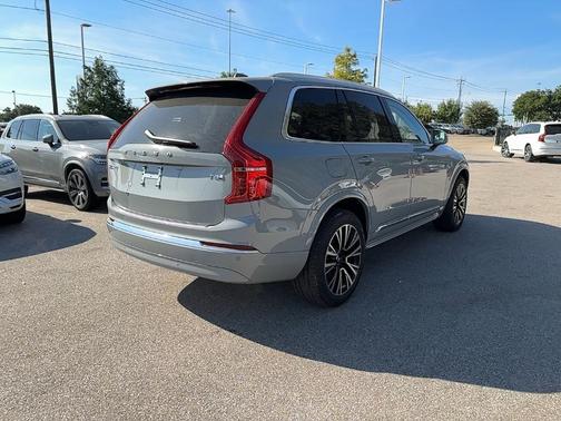 2025 Volvo XC90 Plug-In Hybrid T8 Plus 7-Seater