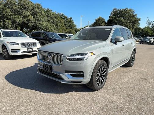 2025 Volvo XC90 Plug-In Hybrid T8 Plus 7-Seater